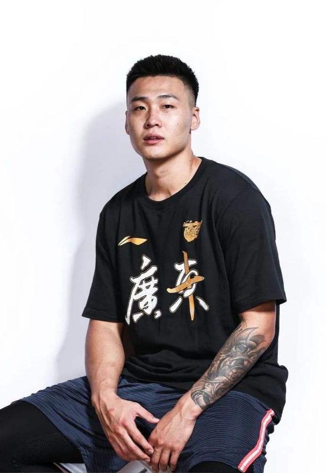 Uzi有什么影响悬念揭晓(uzi最新消息uzi去哪里了)